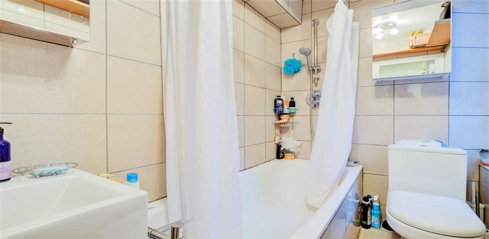 Modern and Central Apartment Eton College Road, Chalk Farm